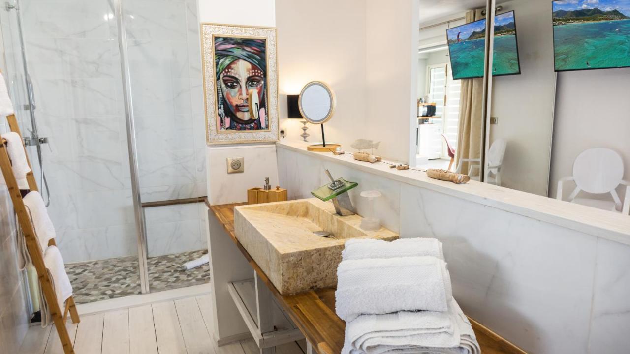 Official Page "Residence Bleu Marine" - Sea View Apartments & Studios - Saint-Martin French Side Grand Case Eksteriør billede